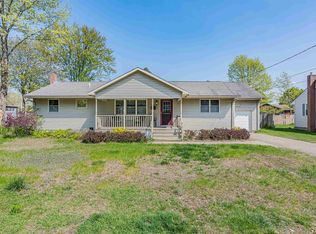 9 Murray Rd, Essex Junction, VT 05452