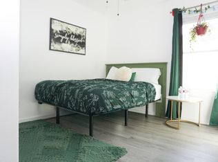 8724 Peachtree St, Houston, TX 77016