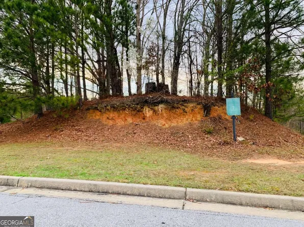 1069 Concerto Ct, Fairburn, GA 30213