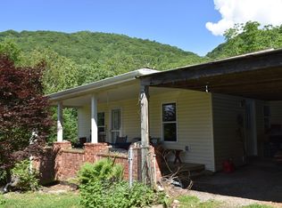 2359 Bolens Creek Rd, Burnsville, NC 28714