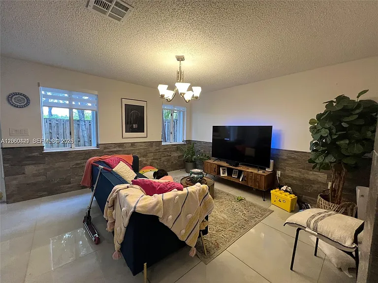 11612 NW 50th Ter #11612 — Photo 11