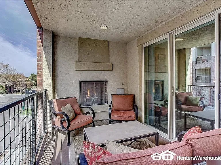 301 Inverness Way S — Photo 20