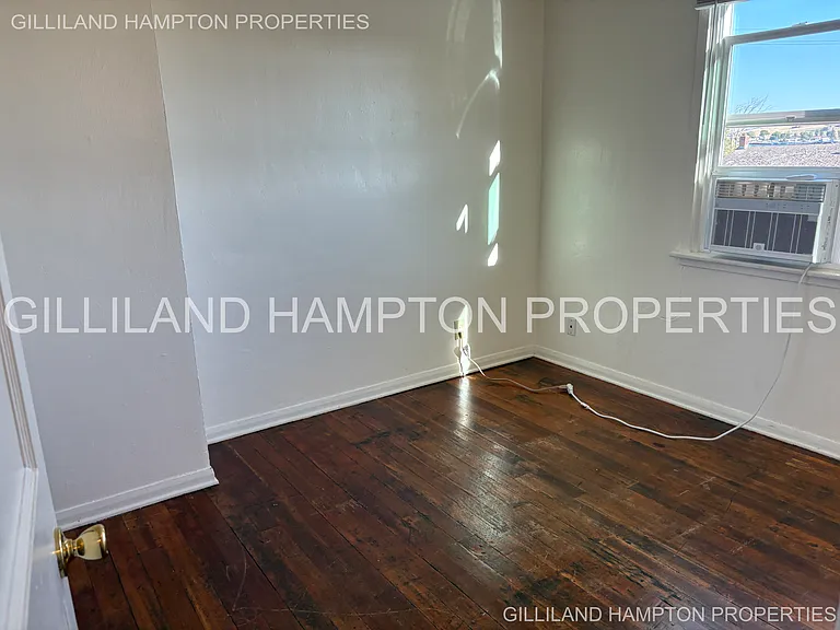 318 NW 15th St #318 — Photo 30