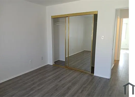 214 E Hyde Park Blvd #2 — Photo 12