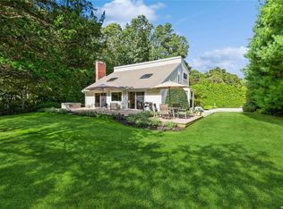 32 Sweetgrass Rd, Westhampton, NY 11977