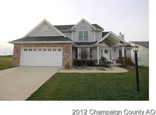 1401 Stonecrest Dr, Mahomet, IL 61853