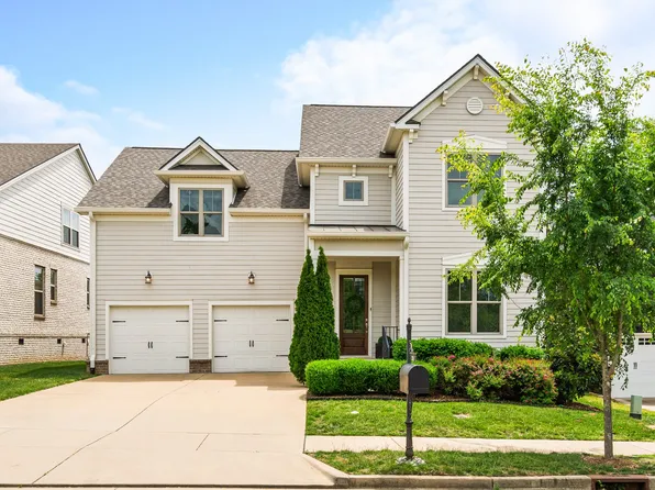 324 River Bluff Dr, Franklin, TN 37064