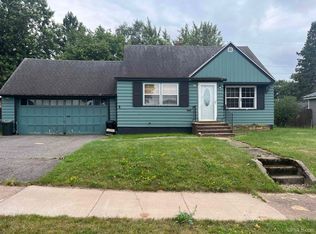 624 Duncan Ave, Ishpeming, MI 49849