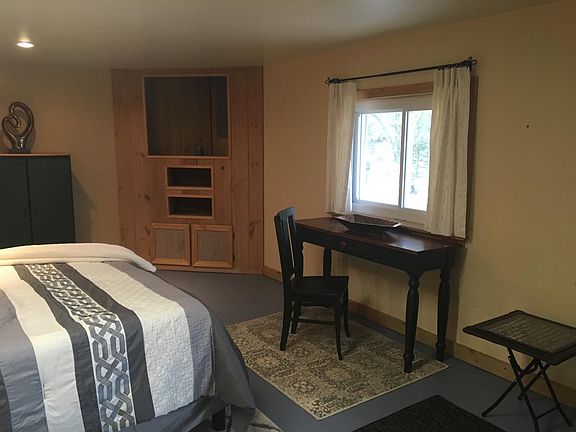 3rd image of 267 Quail Dr #B