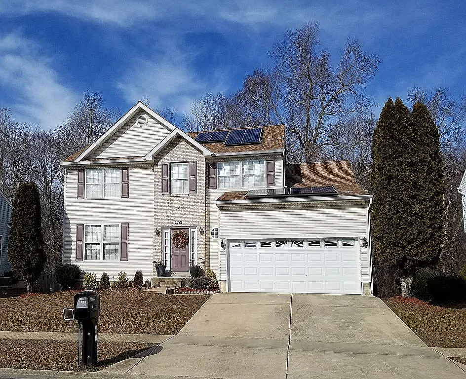 2741 Bismark St photo 1