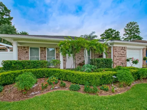 925 Mystic Ave, Terrytown, LA 70056