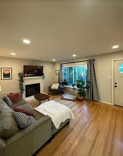 3069 13th St Photo 1
