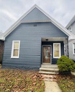 42 E Henry St, Detroit, MI, 48218