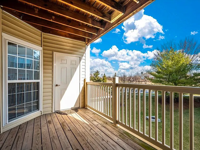 595 Cawley Dr #2C — Photo 13