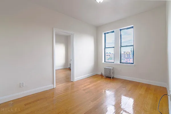 Rented by Hillel Realty Group | media 14