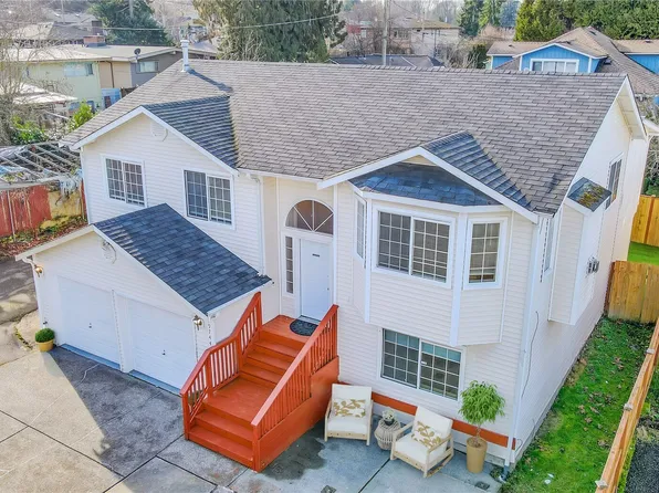 9744 57th Avenue S, Seattle, WA 98118