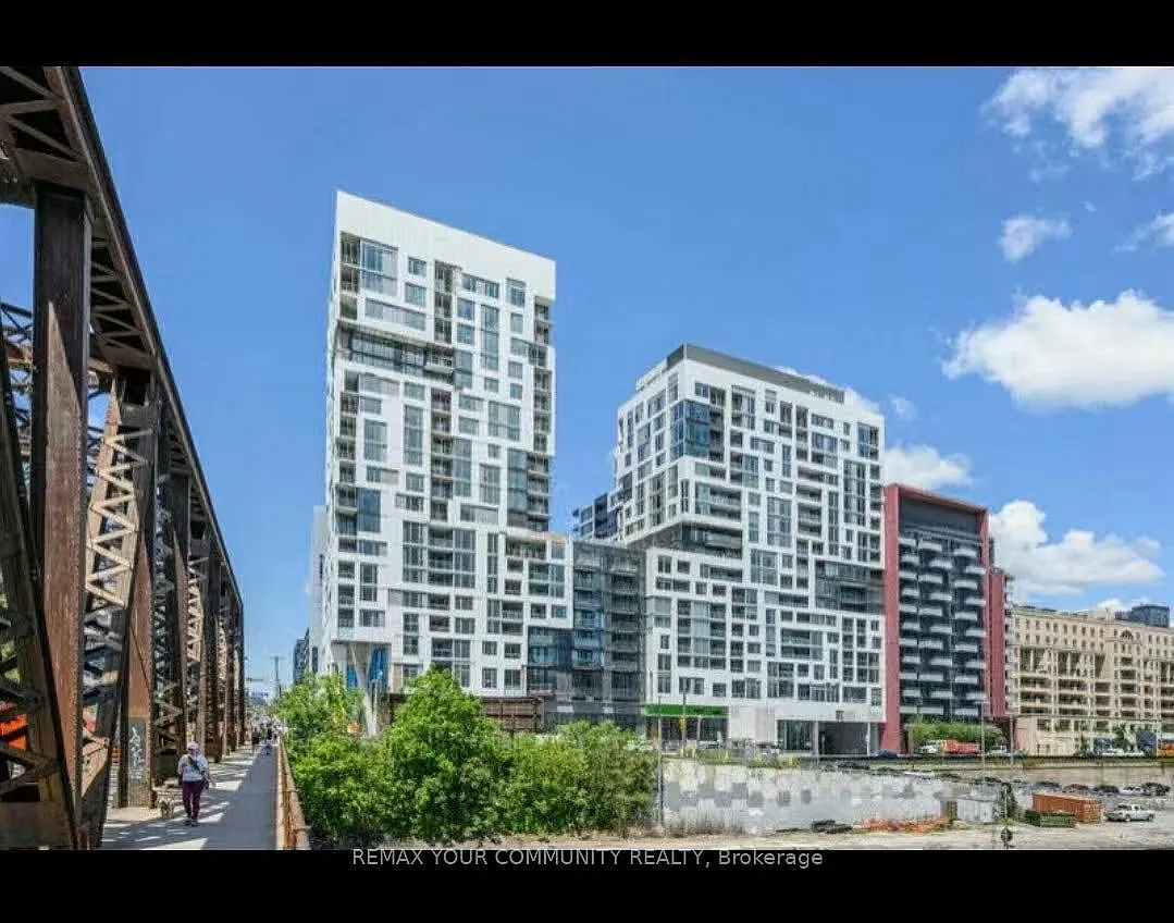 2 bed, $2,800 — Photo 1