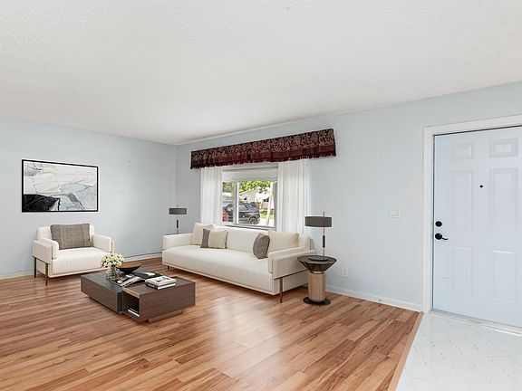 4th image of 1261 NW 90th Drive