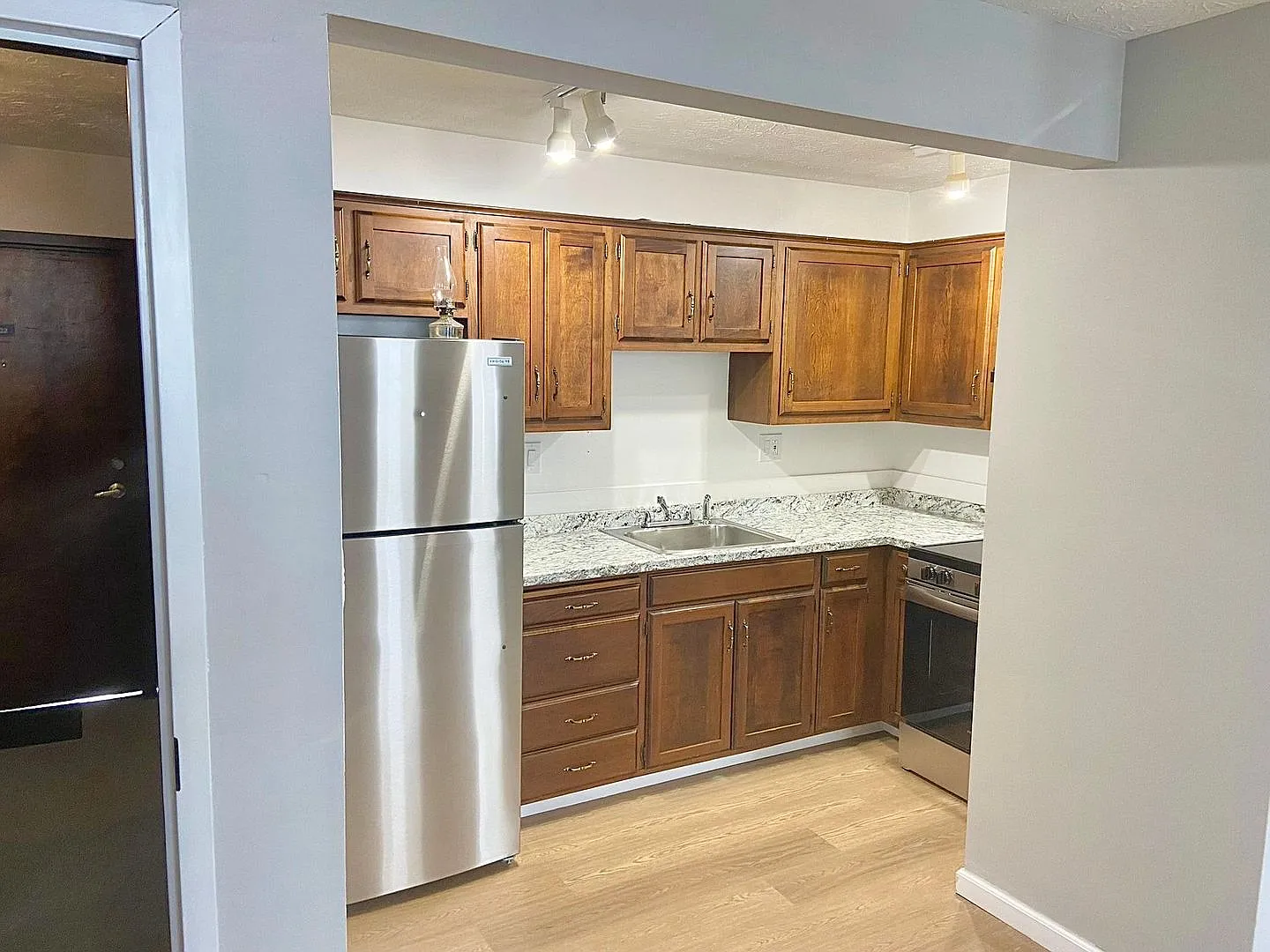 Williams Apartments — Photo 4