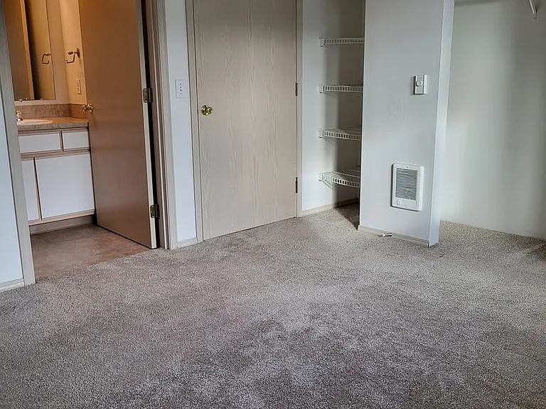 1813 Drexler Ln NE — Photo 12