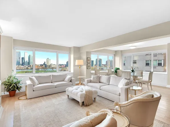 25 Sutton Pl S APT 9N, New York, NY 10022