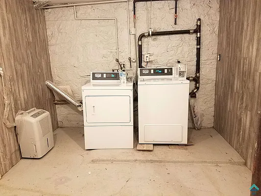 Rented by EXR | media 16