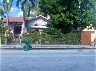 220 NW 10th Ave, Miami, FL 33128