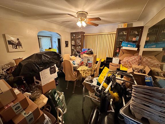 3rd image of 9922 Yorkshire Rd