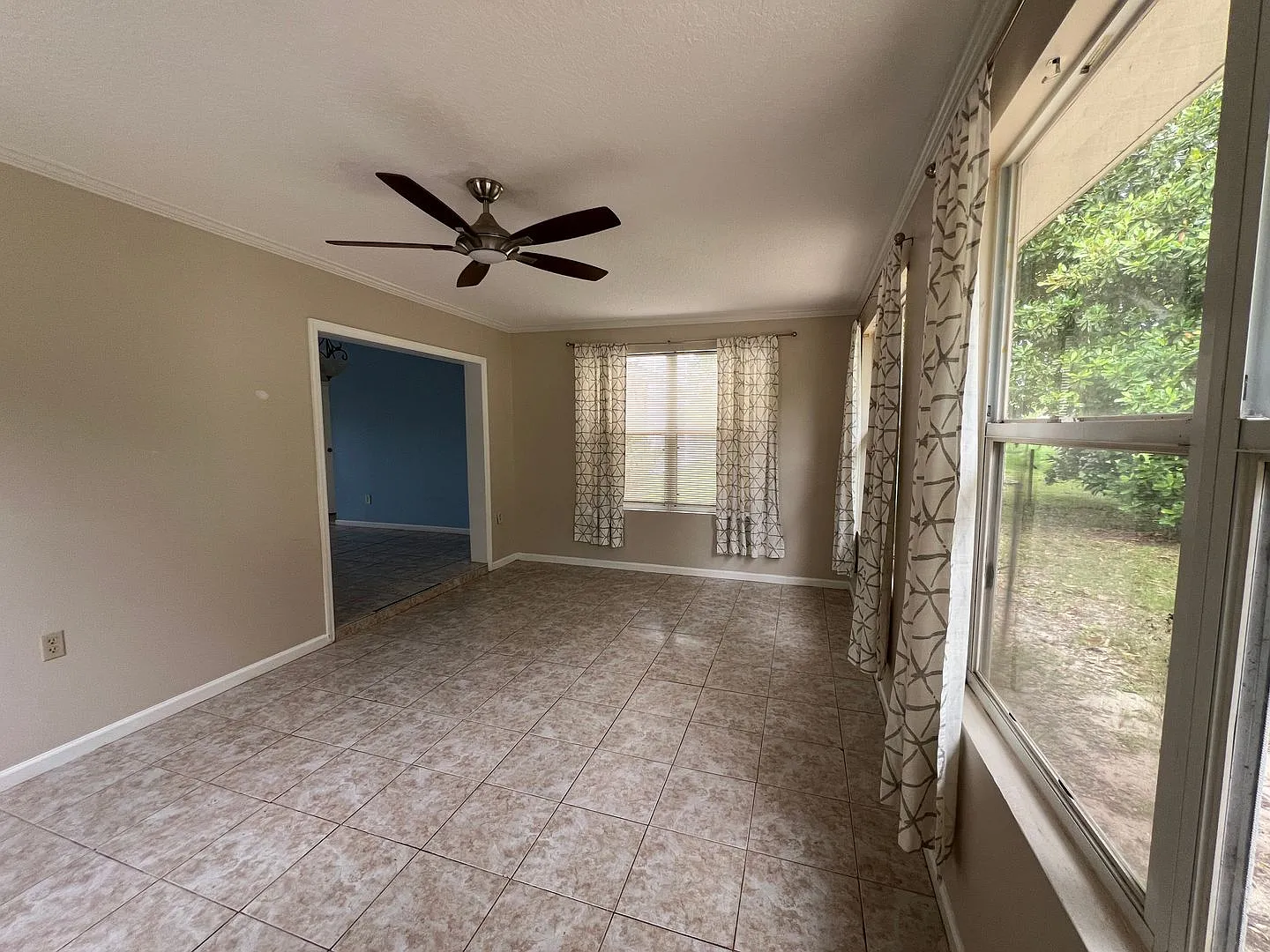 Sebastian Home — Photo 3
