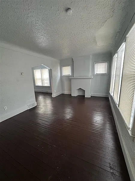 10359 Violetlawn St — Photo 4