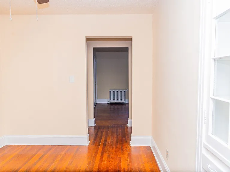 1518 Porter St — Photo 10