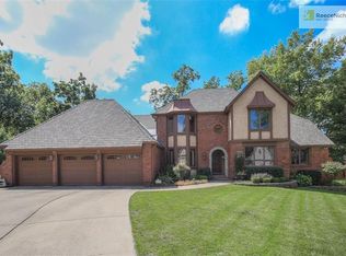 11125 W 122nd Ter, Overland Park, KS 66213
