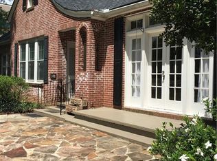 598 Campbell Hill St, Kennesaw, GA 30060