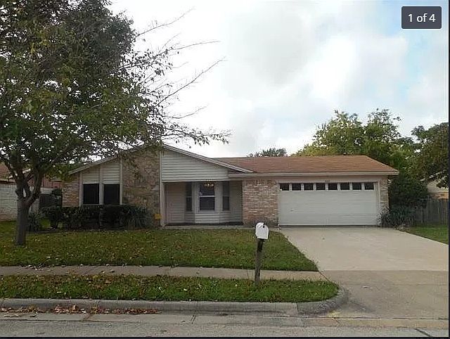 1st image of 3313 Meadow Wood Ln