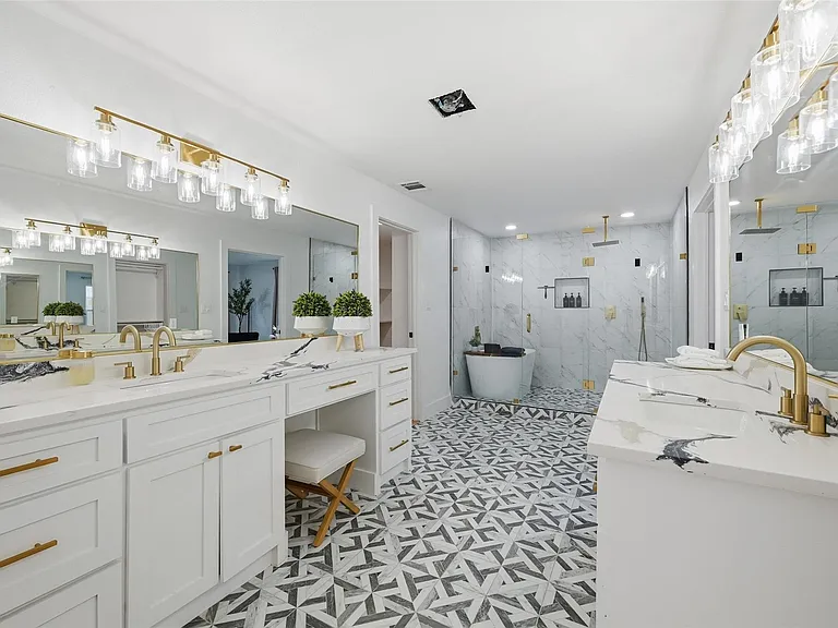 508 W White Ave — Photo 10