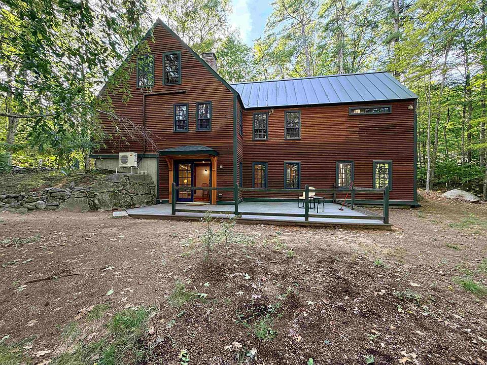 1st image of 40 Colby Rd #2