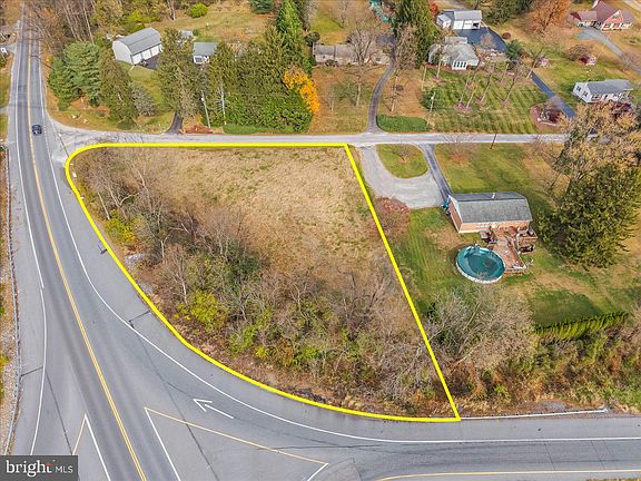 2nd image of 6554 Schimmel Ln