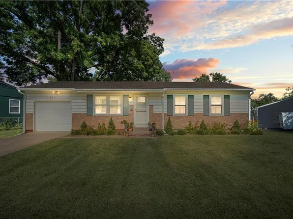 13721 11th Ter, Grandview, MO 64030