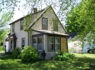 1216 Portland Ave, Beloit, WI 53511