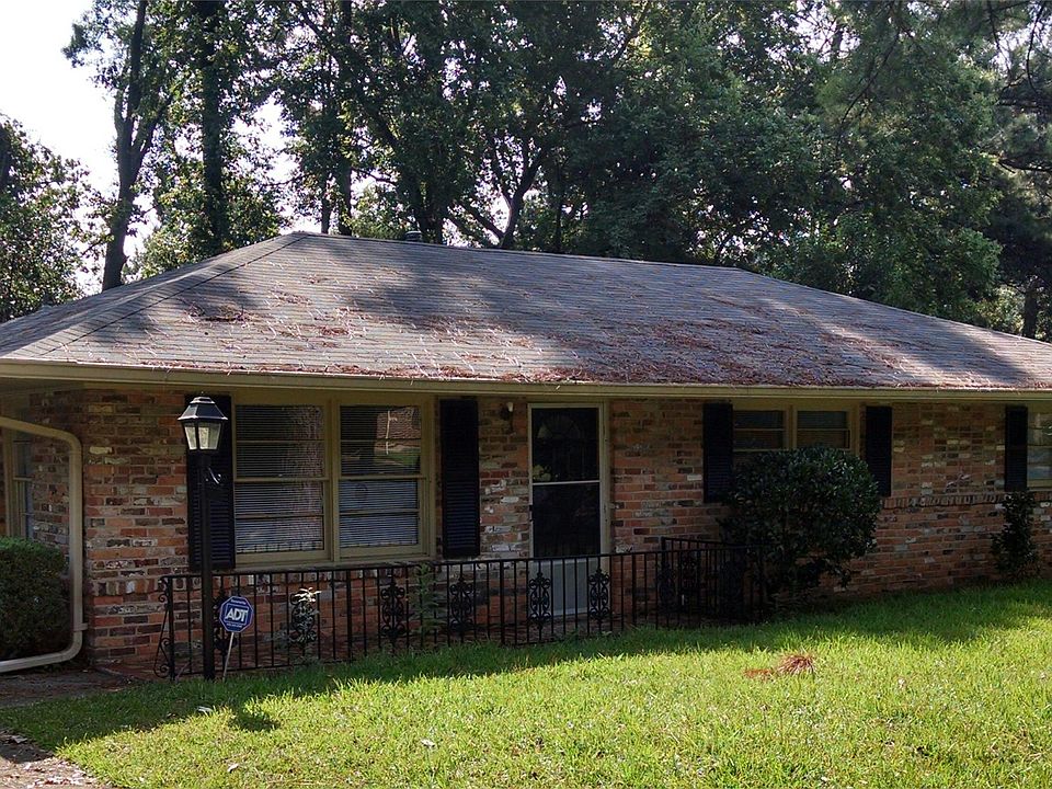 1st image of 721 Marquette Dr