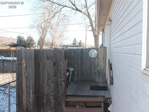 3rd image of 304 N 15th St