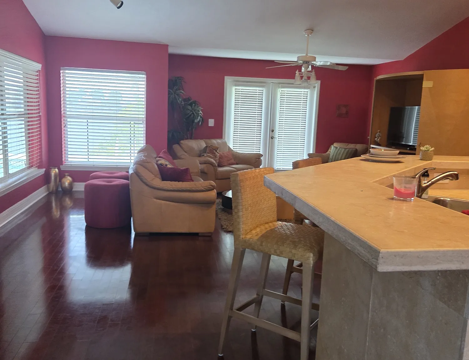 3 bed, $2,600 — Photo 3