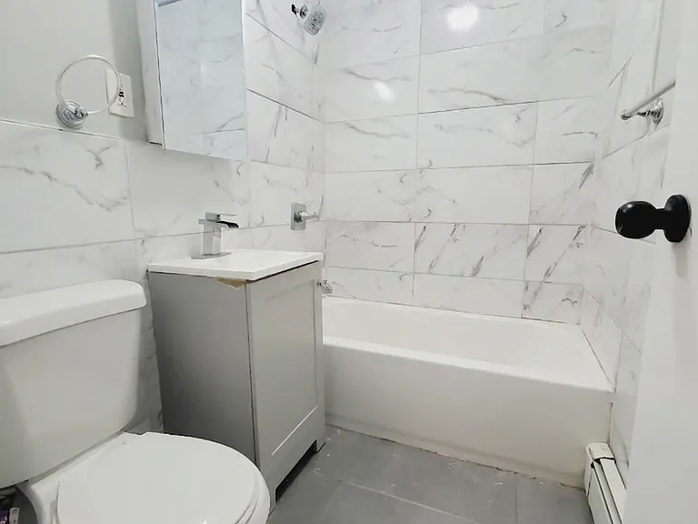 118 Wade St #1G — Photo 7