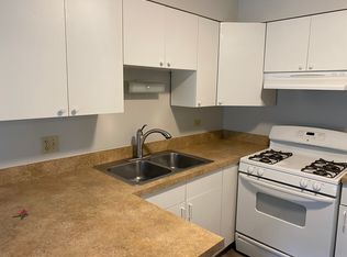 4501 Maple Ave #D, Brookfield, IL 60513