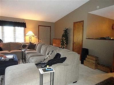 4th image of 1208 Sycamore Dr