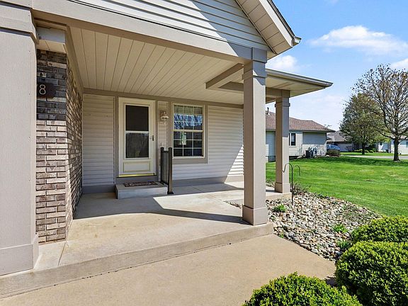 4th image of 3578 Brook Point Dr