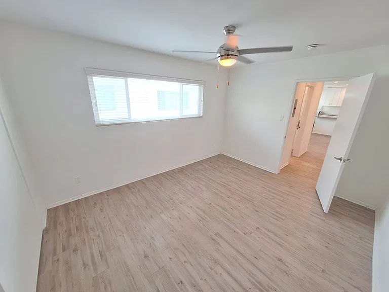 12625 Pacific Ave #9 — Photo 11