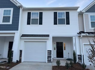 302 Whitley Ridge Dr, Clayton, NC 27527
