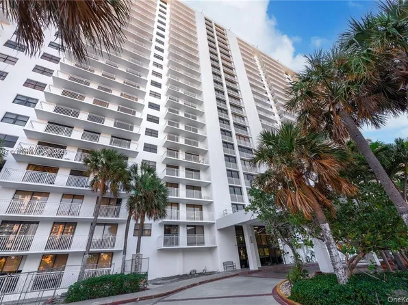210 174th ST Unit 419 Collins Avenue #419, Call Listing Agent, FL 33160