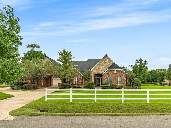 12027 Water Oak Dr, Magnolia, TX 77354